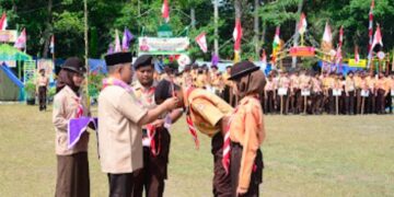 Pj Sekda Inhu Buka Perkemahan Besar Penggalang Se Kwarran Rengat Barat Tahun 2024