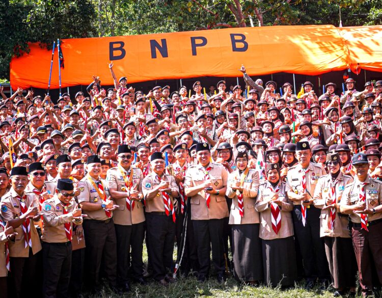 Kadispora Buka Kemah Garuda, Ajak Pramuka Jadi Teladan