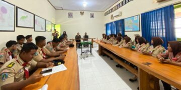 Saka Wanabakti Banyuwangi Asah Kecakapan Perisalahan Hutan di Kantor PHW V Jember