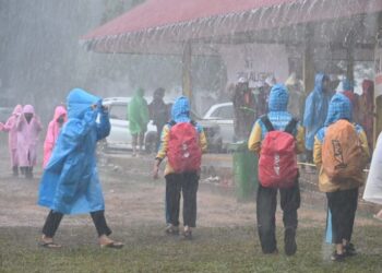 Semangat Juang Peserta Kemah Pramuka Madrasah Nasional 2024 Tak Terbendung Meski Hujan Melanda