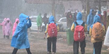 Semangat Juang Peserta Kemah Pramuka Madrasah Nasional 2024 Tak Terbendung Meski Hujan Melanda