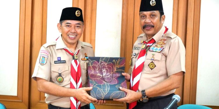 Kwarnas Terima Kunjungan Kerja Kwarcab Hulu Sungai Selatan