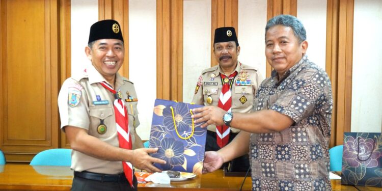 Kwarnas Terima Kunjungan Kerja Kwarcab Hulu Sungai Selatan