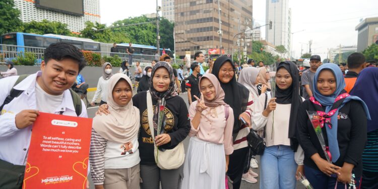 Dewan Kerja Nasional dan Forum GenRe Rayakan Hari Ibu di Bundaran HI