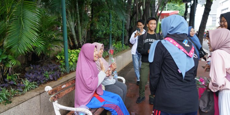 Dewan Kerja Nasional dan Forum GenRe Rayakan Hari Ibu di Bundaran HI