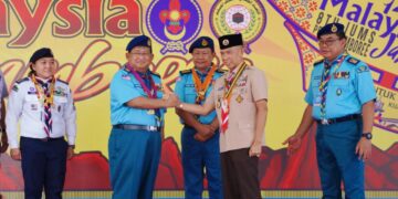 Sekjen Kwarnas Terima Penghargaan Bintang Semangat Rimba Emas dari Persekutuan Pengakap Malaysia