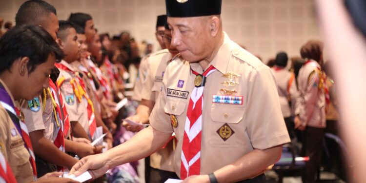 Tutup Pengembangan Kepramukaan Tiga Zona, Kwarda Jawa Timur Lepas Kontingen Jambore Malaysia dan Rencanakan Pugar 100 RTLH di Tahun 2025