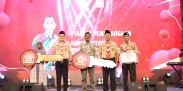 Tutup Pengembangan Kepramukaan Tiga Zona, Kwarda Jawa Timur Lepas Kontingen Jambore Malaysia dan Rencanakan Pugar 100 RTLH di Tahun 2025