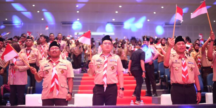 Tutup Pengembangan Kepramukaan Tiga Zona, Kwarda Jawa Timur Lepas Kontingen Jambore Malaysia dan Rencanakan Pugar 100 RTLH di Tahun 2025