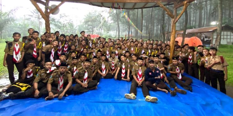 Pramuka Pondok Modern Gontor 4 Banyuwangi Gandeng Saka Wanabakti Kenalkan Konservasi Hutan