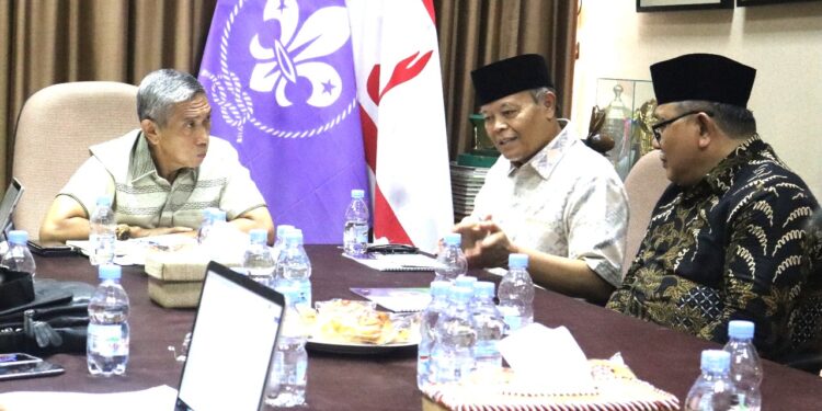 Kwarnas Menerima Audiensi Badan Wakaf Pondok Modern Darussalam Gontor, Jawa Timur