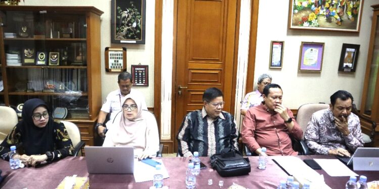Kwarnas Menerima Audiensi Badan Wakaf Pondok Modern Darussalam Gontor, Jawa Timur