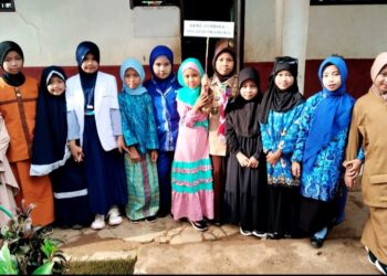 Ada Pelatih Pramuka Dalam Pawai Karnaval Tema Profesi Di Bone