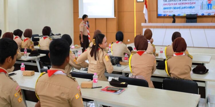 Pembekalan dan Pelatihan Tim Jurnalistik Duta Humas Anugerah Kehumasan Kwartir Cabang Sukoharjo