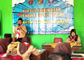Pembina Pramuka Kwarran Rawalo Ikuti Kursus Kehumasan