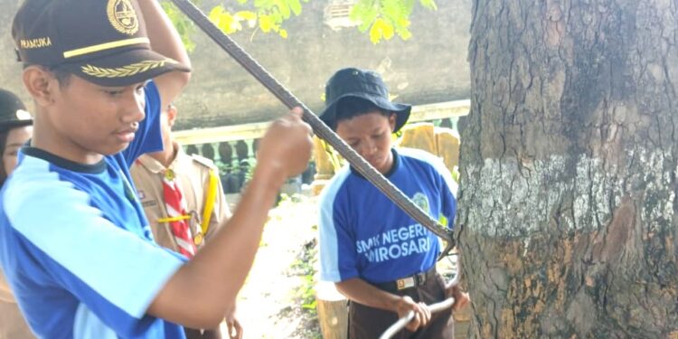 Peduli Lingkungan, Pramuka Kwarcab Grobogan Gelar Tanam Pohon dan Aksi Cabut Paku