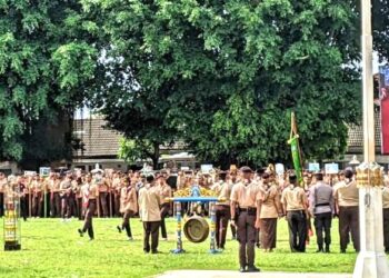 Pemukulan Gong oleh Wakil Bupati Sleman Tandai Pembukaan Barata ke-39