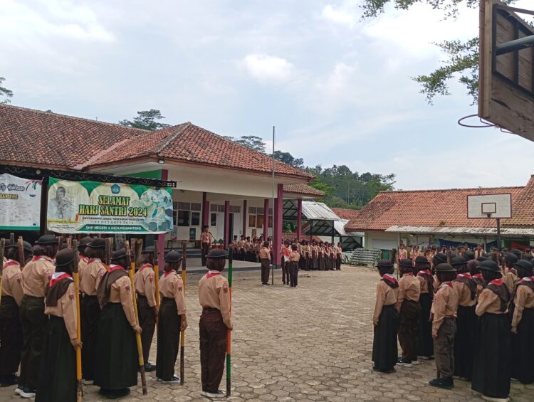 Pramuka Penggalang SMP Negeri 4 Kedungbanteng Laksanakan Pencapaian SKU