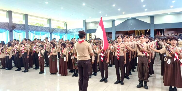 198 Pramuka Se-Kwarcab Sintang Capai Pramuka Garuda
