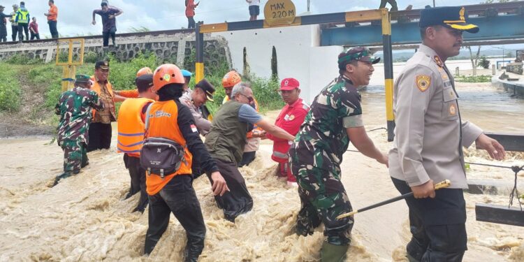 Bantu Korban Banjir, Pramuka Kerahkan Personil