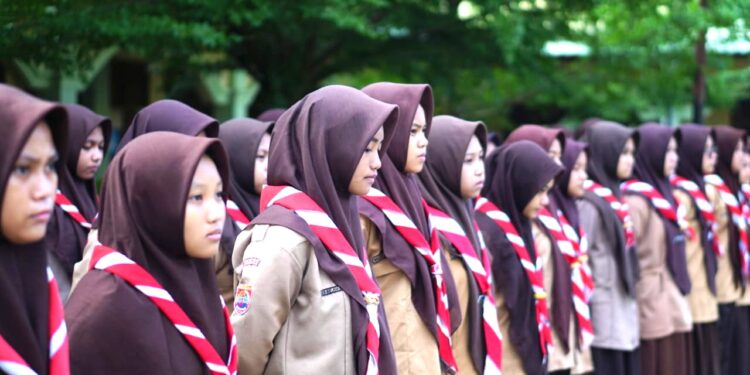 Penerimaan Tamu Pasukan Pangkalan Mts Al-Ikhlas Ujung Bone