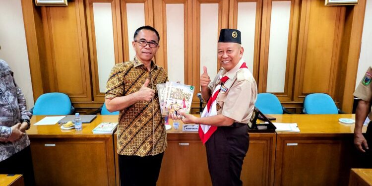 Pusdiklatcab Ngawi Lakukan Kunjungan Kerja ke Kwartir Nasional Pramuka