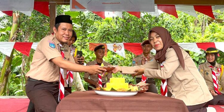 Ambalan Pattolo Lipu-Andi Depu Mengadakan Musyawarah dan Peringatan Hari Gugusdepan 04/073-Gugusdepan 04/074
