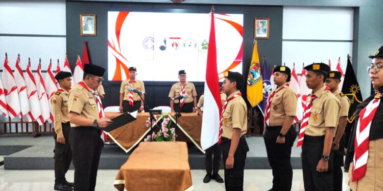 Ketua Kwarcab Karanganyar Membuka Sidparcab