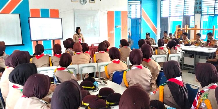 Ambalan Tomau SMAN 19 Bone Kembangkan Wawasan Pengelolaan Ambalan dan Administrasi Gugusdepan