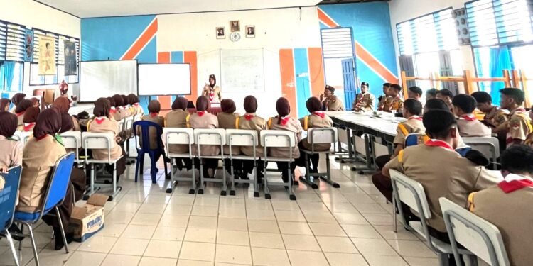 Ambalan Tomau SMAN 19 Bone Kembangkan Wawasan Pengelolaan Ambalan dan Administrasi Gugusdepan