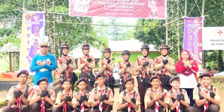 Bangun Karakter Kembangkan Kepemimpinan dan Prestasi, Pramuka SMPN 1 Patimpeng Sukses Ikuti LANDAK 2025