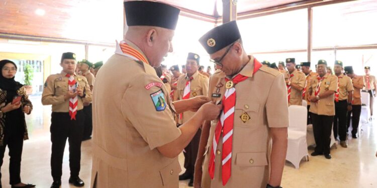 Ketua Kwarda Jatim Lantik Penjabat Bupati Tulungagung Sebagai Ketua Mabicab Gerakan Pramuka