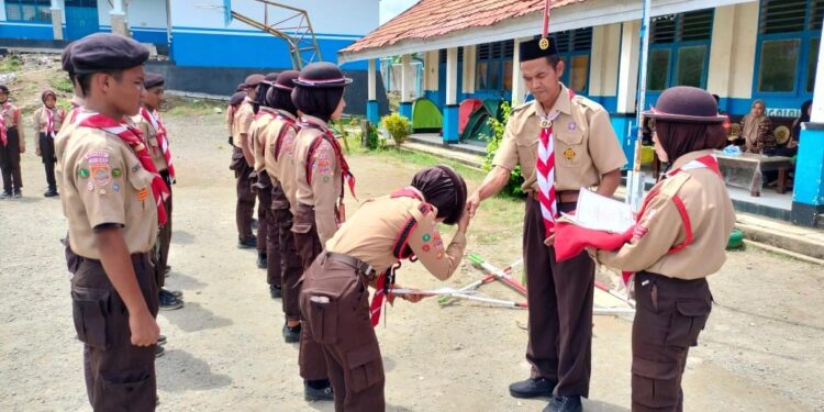 Penutupan Persami SMPN 1 Patimpeng: Bentuk Watak, Karakter dan Kedisiplinan