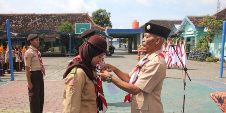 Kwarran Karanganyar Adakan Baden Powell Day