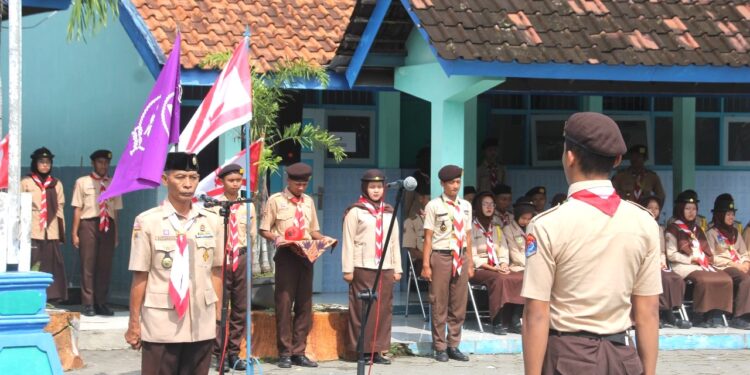 Kwarran Karanganyar Adakan Baden Powell Day