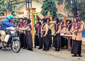 Pramuka Penggalang SDN 2 Papringan Gelar Aksi Berbagi Takjil dan Buka Puasa Bersama