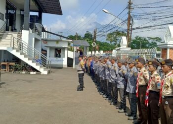 Gerakan Pramuka Kwartir Ranting Caringin Ikuti Apel Kesiapsiagaan PAM Lebaran 1446 H/2025 M Bersama Forkopimcam Kecamatan Caringin