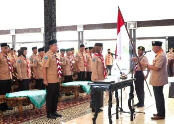 Ketua Kwarda Jatim Lantik Bupati Lumajang Yang Dulunya Ketua Kwarcab, Kini Ketua Mabicab Gerakan Pramuka