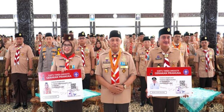 Ketua Kwarda Jatim Lantik Bupati Lumajang Yang Dulunya Ketua Kwarcab, Kini Ketua Mabicab Gerakan Pramuka