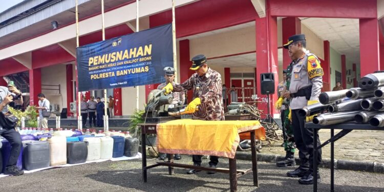 Saka Bhayangkara Ikuti Upacara Gelar Pasukan Ketupat Candi 2025