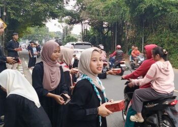 Saka Wanabakti Kwartir Ranting Caringin Melaksanakan Kegiatan BUKBERBAGI (Buka Bersama & Berbagi Takjil)