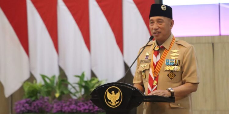 Ketua Kwarda Jatim Lantik Bupati Jember Sebagai Kamabicab, Berharap Pramuka Jember Maju Berprestasi