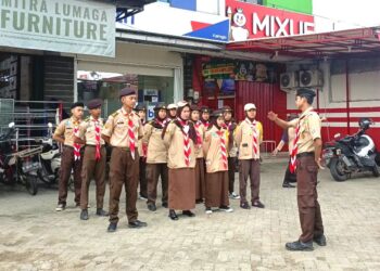 Gerakan Pramuka Kwartir Ranting Caringin melaksanakan kegiatan KBL (Karya Bakti Lebaran)