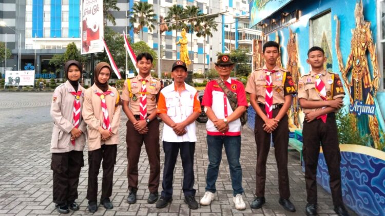 Anggota ORARI Sukoharjo Kunjungi Pospam Pandawa Solo Baru