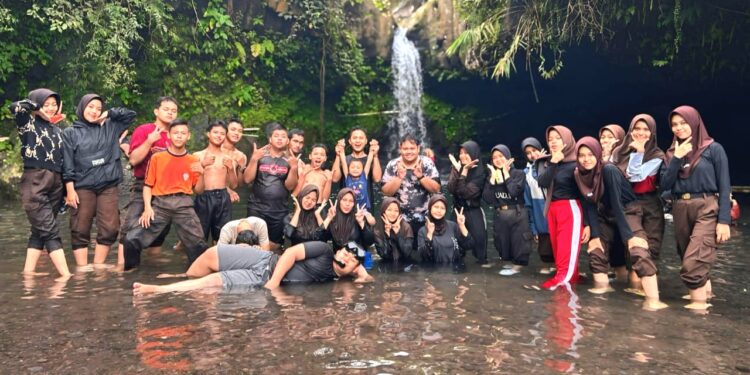 Saka Bhayangkara Polresta Banyumas Ikuti Penutupan Karya Bakti Lebaran Tahun 2025