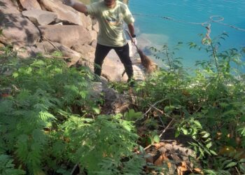 Pramuka Peduli melaksanakan kegiatan Ocean Clean Up Day di Pelabuhan Ulelheu Banda Aceh