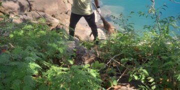 Pramuka Peduli melaksanakan kegiatan Ocean Clean Up Day di Pelabuhan Ulelheu Banda Aceh