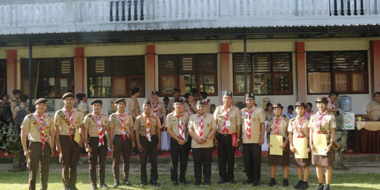 Dikukuhkan Ketua Kwarcab Gianyar, Ambalan Sahadewa – Goridewi SMAN 1 Payangan lahirkan tujuh orang Pramuka Garuda