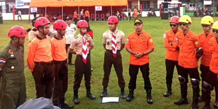Saka Bhayangkara Polresta Banyumas Ikut Simulasi Evakuasi Bencana Gunung Slamet Tahun 2025