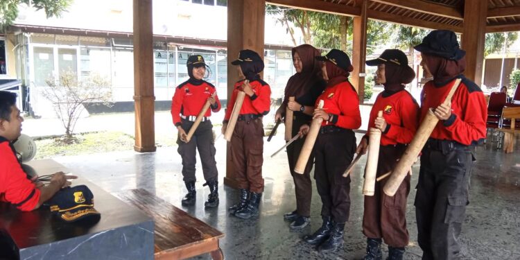 Saka Bhayangkara Polresta Banyumas Gelar Diklat TKK Krida Tibmas